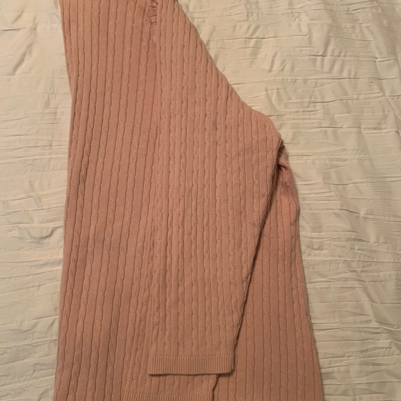 Kim Roger’s knit cardigan - Picture 2 of 4